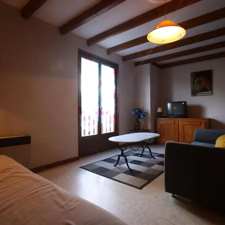Spacieux Et Confortable Au Val D'ajol, A Proximite De Plombieres-les-bains, Animaux De Ferme ! - Fr-1-589-139 *